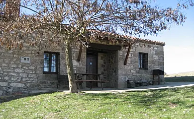 Casa de las Heras y Casa del Cerro en Cidones (Soria) - Foto 1