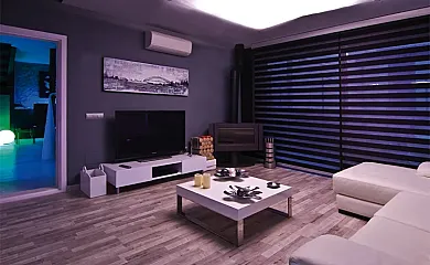 Alojamientos La Luz de la Sierra y Casa Rural Luces y Sombras de la Sierra de Guadarrama en Pradena (Segovia) - Foto 11