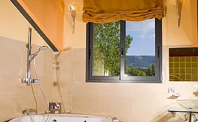 Alojamientos La Luz de la Sierra y Casa Rural Luces y Sombras de la Sierra de Guadarrama en Pradena (Segovia) - Foto 6