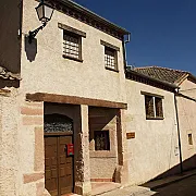 Callejón del Palacio 001