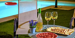 Casa rural Madera y Miel 002