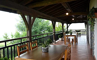 Casa Rural Azkue en Aia (Guipuzcoa) - Foto 8