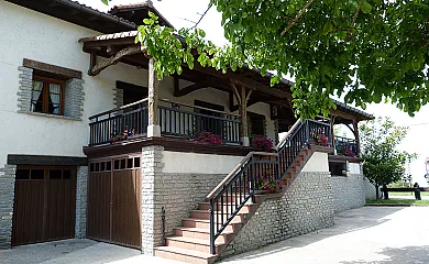 Casa Rural Azkue en Aia (Guipuzcoa) - Foto 3