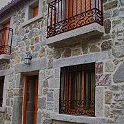 Casa rural La Plaza 001