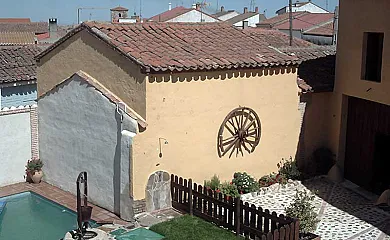 El Antiguo Almacén en Crespos (Ávila) - Foto 1