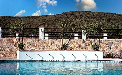 Casa Rural Superior Finca la Herencia en Guadalcanal (Sevilla) - Foto 2