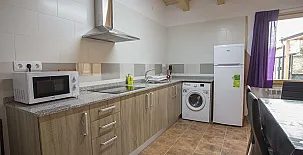 Casa Perdiu y Apartamentos 006