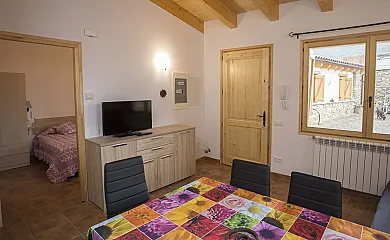 Casa Perdiu y Apartamentos en Guardia de Noguera (Lleida) - Foto 7