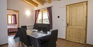 Casa Perdiu y Apartamentos 009