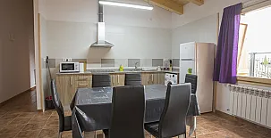 Casa Perdiu y Apartamentos 0012