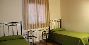 Casa Perdiu y Apartamentos 0015