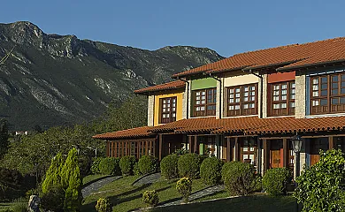 Playa de Guadamia en Llames de Pría (Asturias) - Foto 1