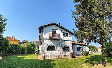 Villa Luisa en Poo (Asturias) - Foto 1