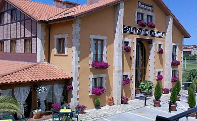 Camino de Altamira en Santillana Del Mar (Cantabria) - Foto 1