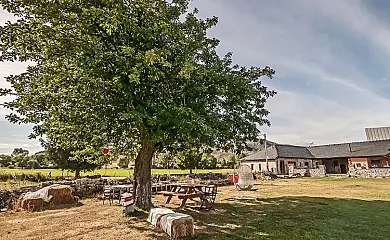 La Lechería de Babia en San Emiliano (León) - Foto 1