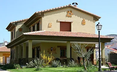 Alojamientos Rurales La Solana en Albalate de las Nogueras (Cuenca) - Foto 1