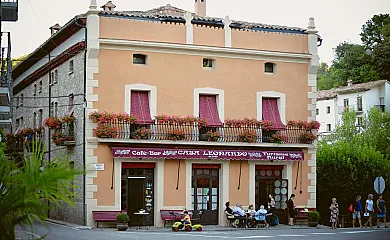 Casa Leonardo en Senterada (Lleida) - Foto 1