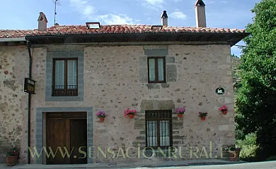 Casa Rural El Quemao en Villoslada de Cameros (La Rioja) - Foto 1