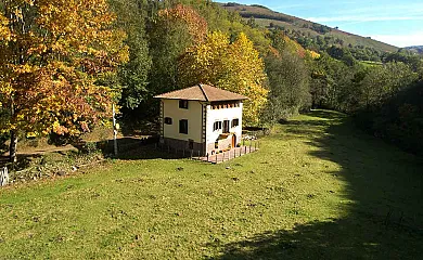 Fuentehermosa en Elizondo (Navarra) - Foto 1