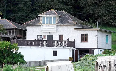 Granja Los Limonares en Canero (Asturias) - Foto 1