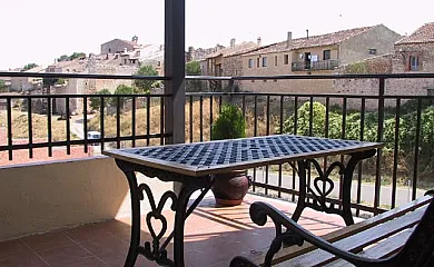 Apartamentos Puerta de la Villa en Maderuelo (Segovia) - Foto 1