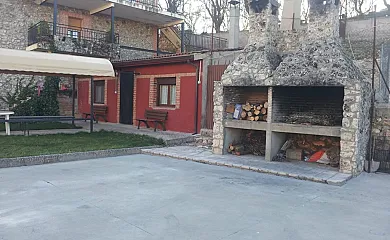 Apartamentos Puerta de la Villa en Maderuelo (Segovia) - Foto 2