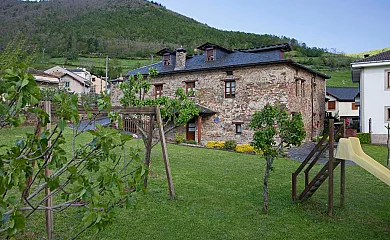 Casa Ponce en Posada de Rengos (Asturias) - Foto 1