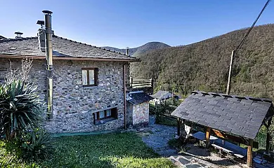 Casa Menéndez en Oballo (Asturias) - Foto 1