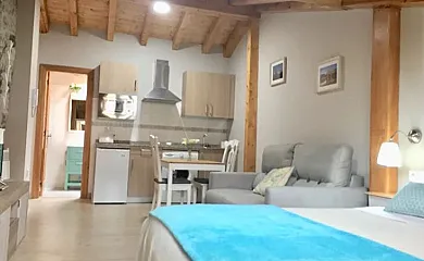 Apartamentos El Carril en Llanes (Asturias) - Foto 1