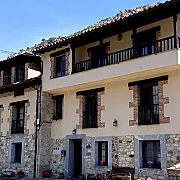 Apartamentos Rurales Mirador de Urriellu 001