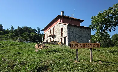 El Conventu del Asturcón en Lago (Asturias) - Foto 1