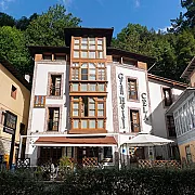 Gran Hotel Rural Cela 001