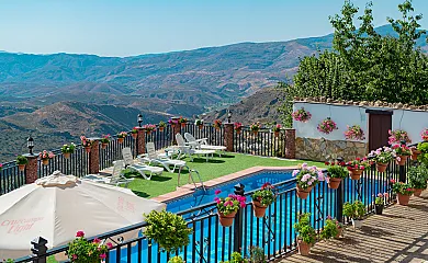 Alojamientos Rurales Los Macabes en Alpujarra de la Sierra (Granada) - Foto 1