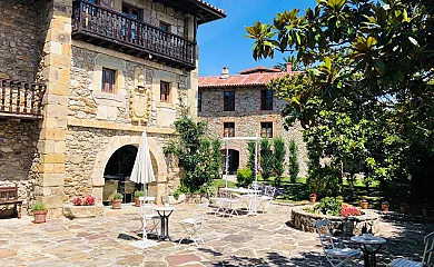 Posada Torre de la Quintana en Liendo (Cantabria) - Foto 1