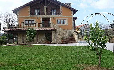 Apartamentos Altamira en Santillana Del Mar (Cantabria) - Foto 1