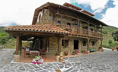 Posada La Casa de Las Arcas en Vega de Liébana (Cantabria) - Foto 1