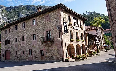 Posada de Fidel en Puentenansa (Cantabria) - Foto 1