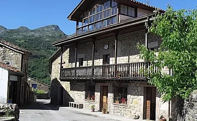 Posada La Capellanía en Celis (Cantabria) - Foto 1