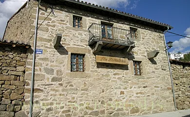 Los Portalones (La Grande) en Navacepeda de Tormes (Ávila) - Foto 1