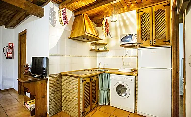 La Castellana y Casa El Álamo en Villanueva Del Conde (Salamanca) - Foto 4