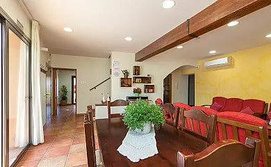 Can Centena en Vilamacolum (Girona) - Foto 10