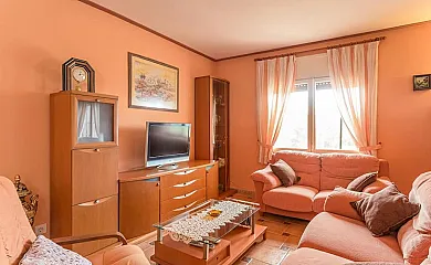 Cal Vimón en Castellet i La Gornal (Barcelona) - Foto 5