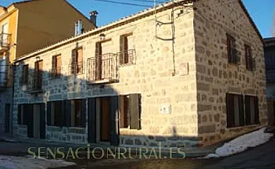 Casa Naranja en Navalperal de Pinares (Ávila) - Foto 1