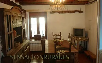 Casa Naranja en Navalperal de Pinares (Ávila) - Foto 3