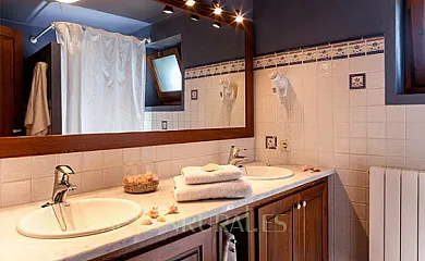 El Casalot en Orfes (Girona) - Foto 11