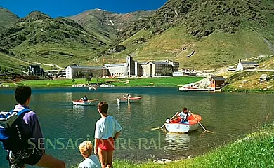 El Casalot en Orfes (Girona) - Foto 18