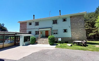 La vista de Gredos en Navarredonda de Gredos (Ávila) - Foto 1