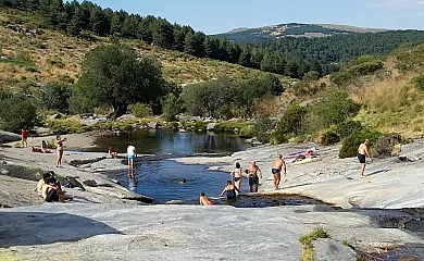 La vista de Gredos en Navarredonda de Gredos (Ávila) - Foto 17