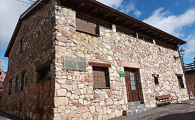 La Casa de los Gatos en Condemios de Abajo (Guadalajara) - Foto 1