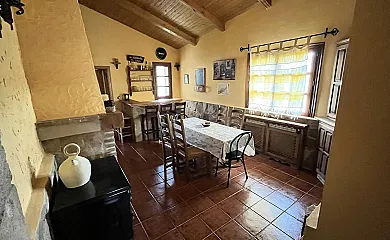 La Puerta de Gredos en San Martín Del Pimpollar (Ávila) - Foto 4